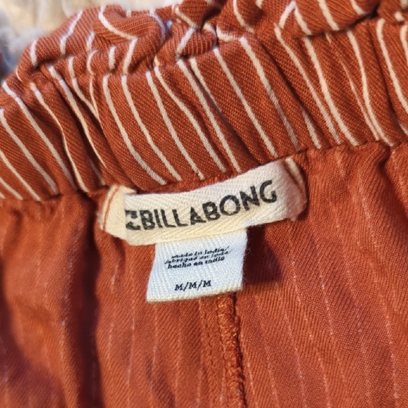 Billabong Burnt Red and Cream High Waist Shorts - Picture 2 of 6